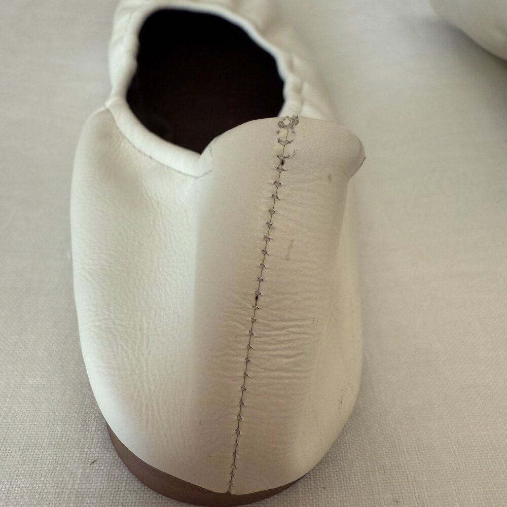 Reformation Cream Flats - Picture 2 of 6